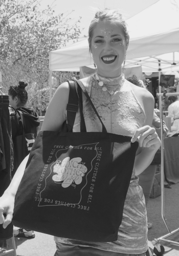 Happy Raddie Baddie with her RCS Tote full of #FreeRackFinds